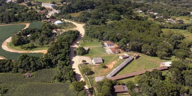 Iniciada pavimentação em concreto da rodovia entre São José dos Pinhais e Mandirituba